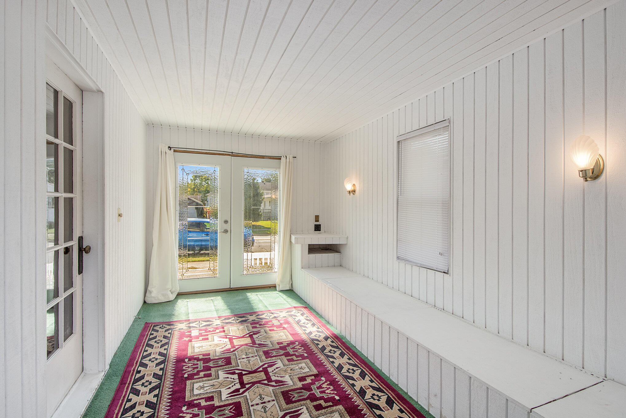 732 W Morrell Street