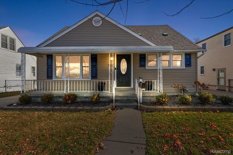 515 S Webik Avenue Clawson City MI 48017