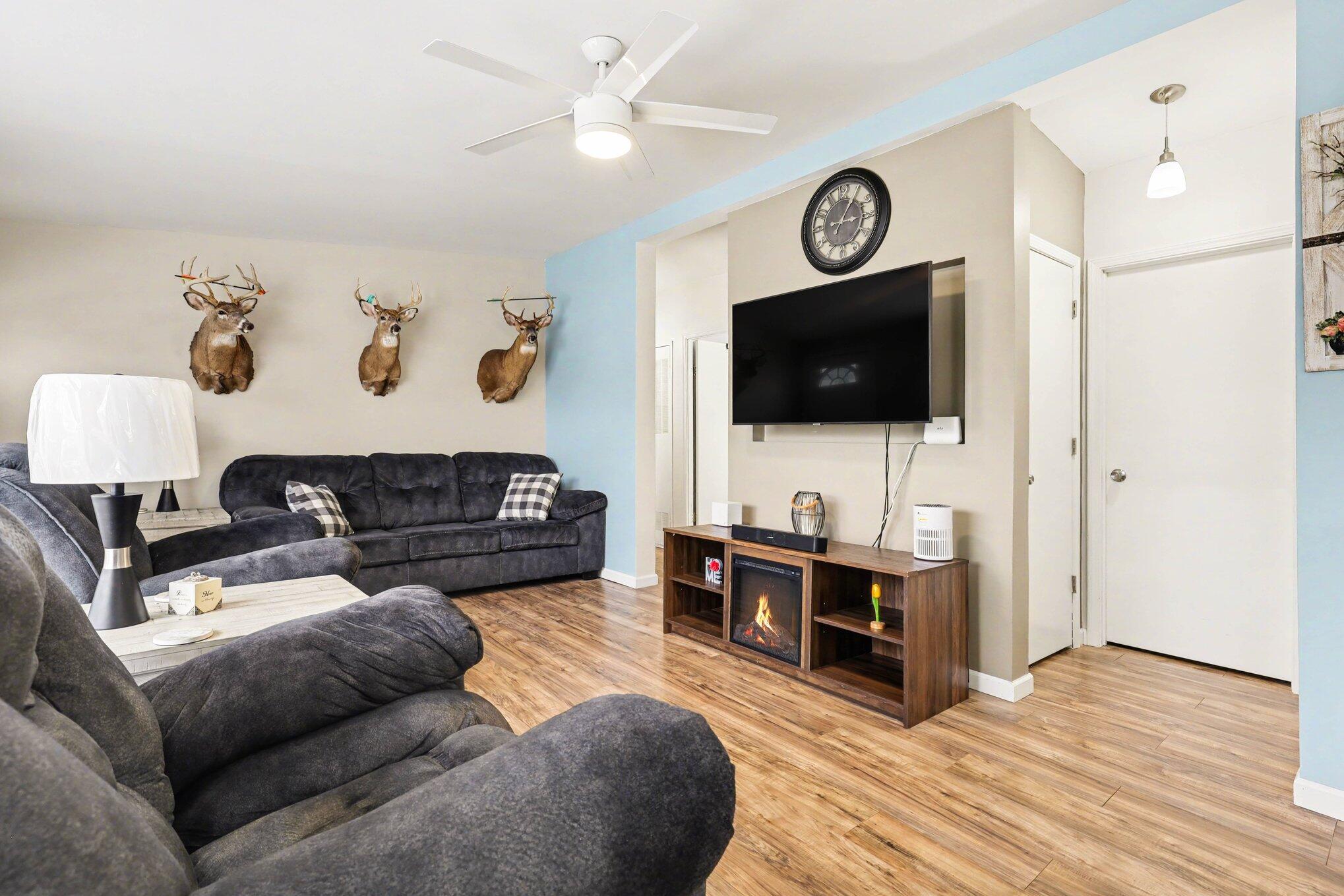 4595 Quebec Avenue SW