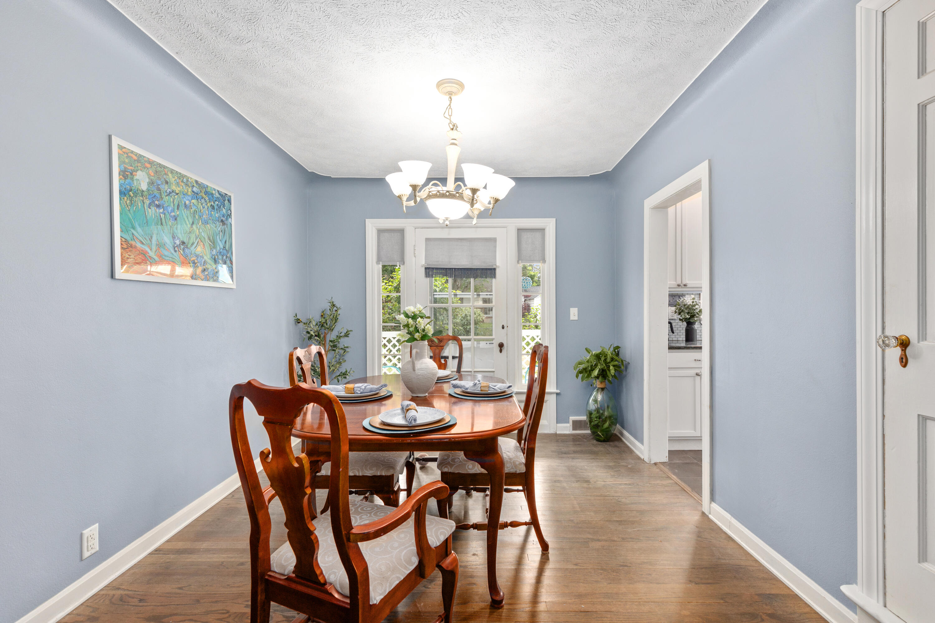 2013 Duiker Avenue NE