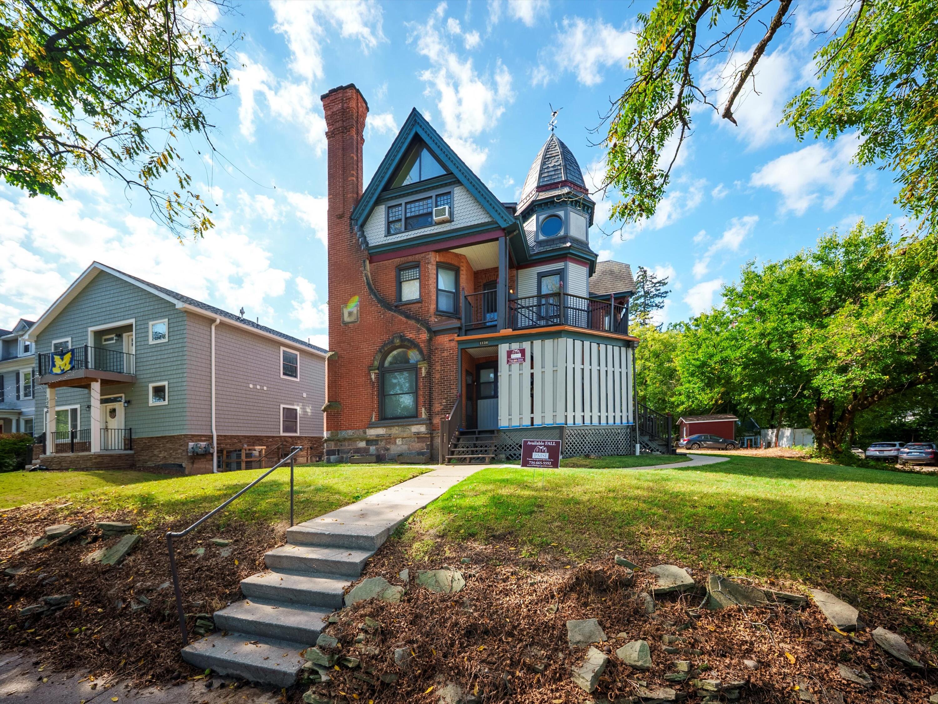 1136 Prospect Street