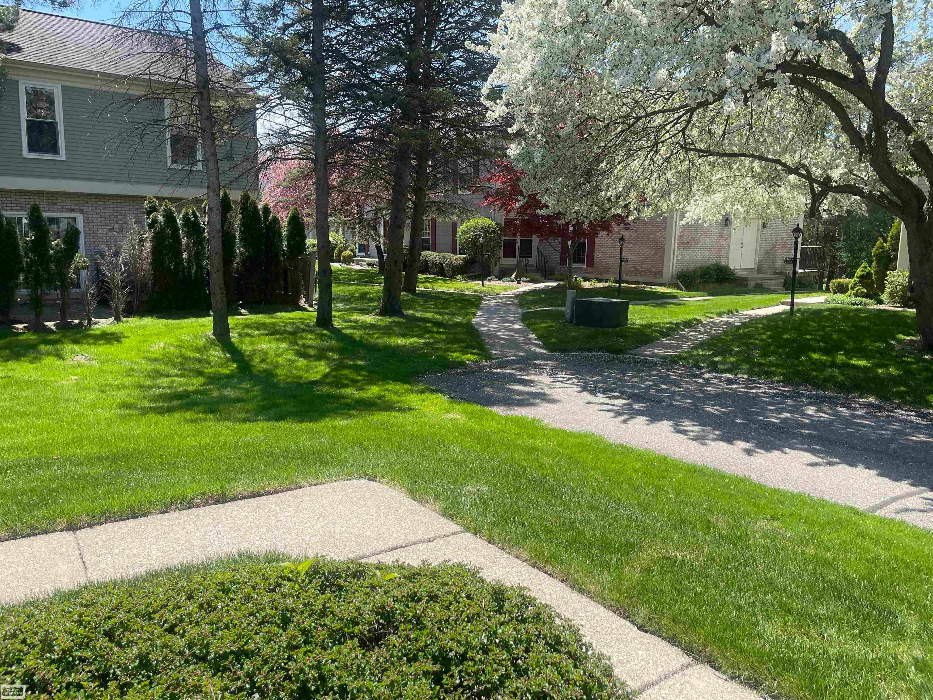 1343 Autumn Lane