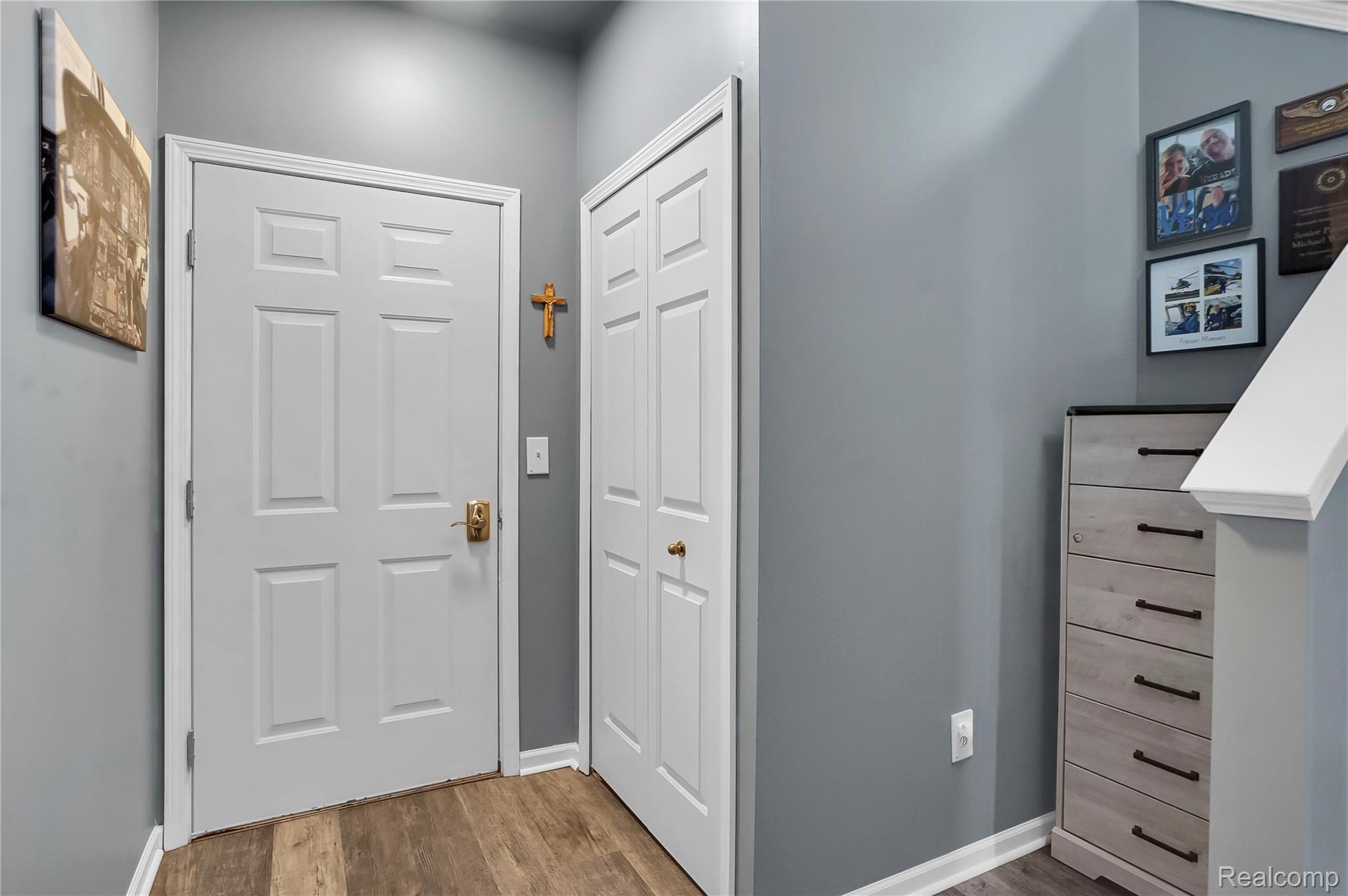 3346 Kneeland Circle