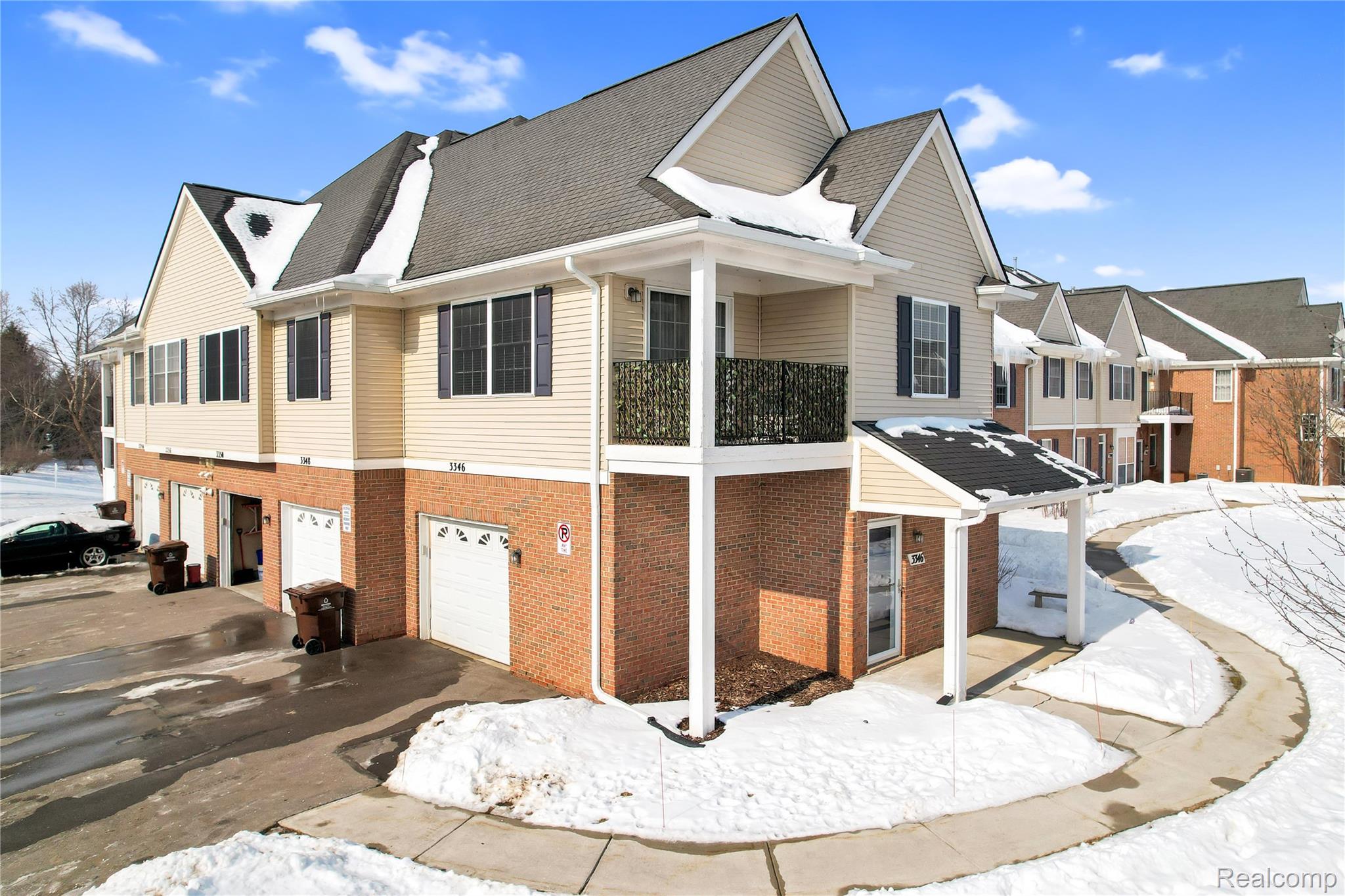 3346 Kneeland Circle