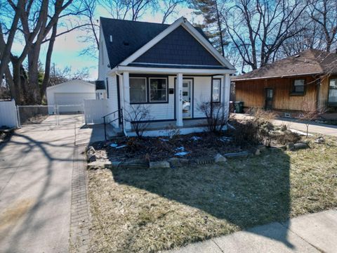 2679 Oxford Road Berkley City MI 48072