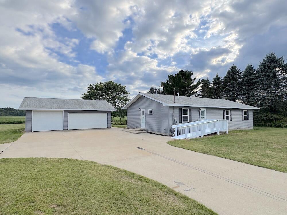 4176 Estey Road