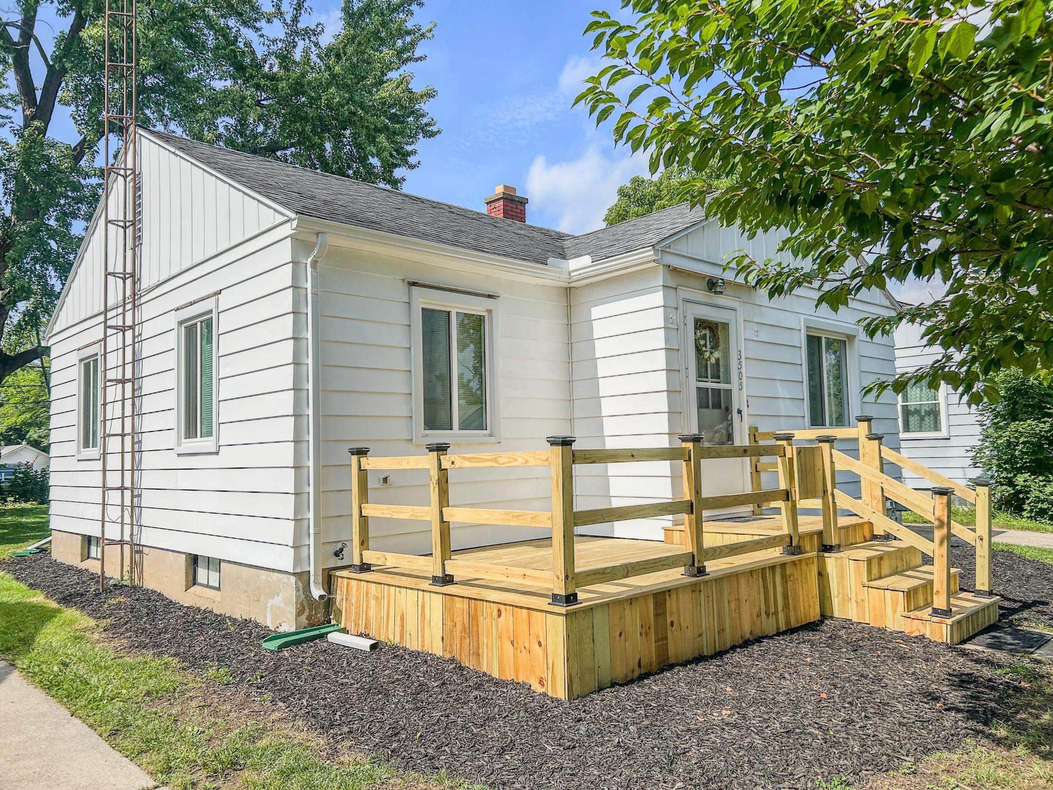 3505 Gratiot Avenue