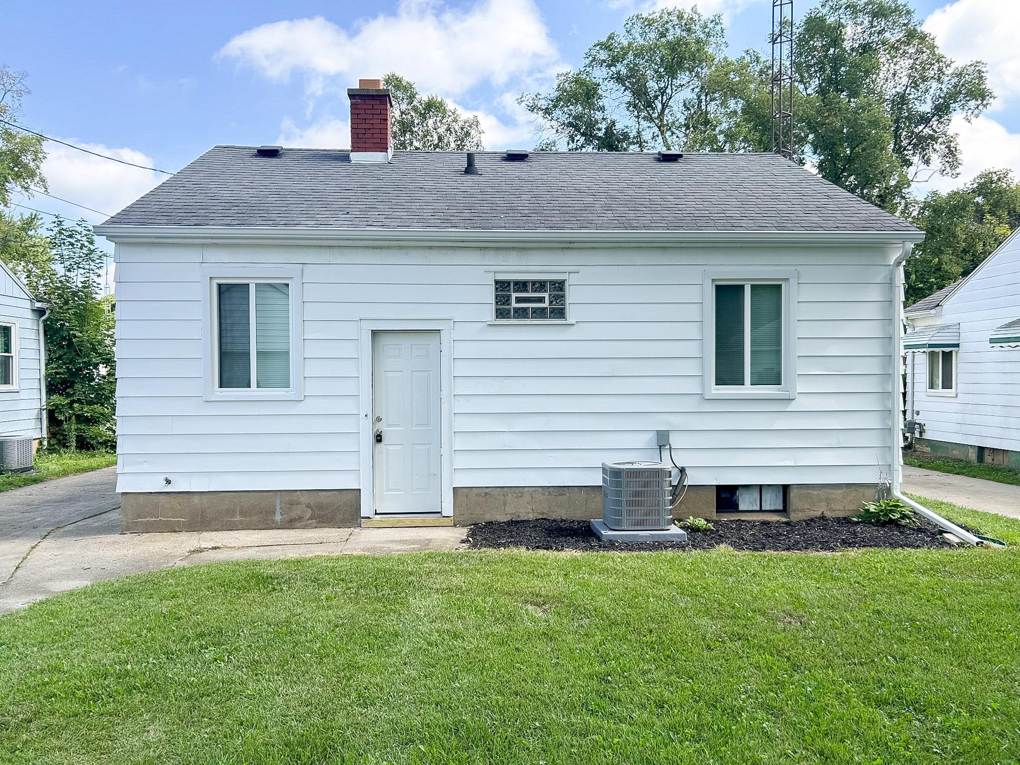 3505 Gratiot Avenue