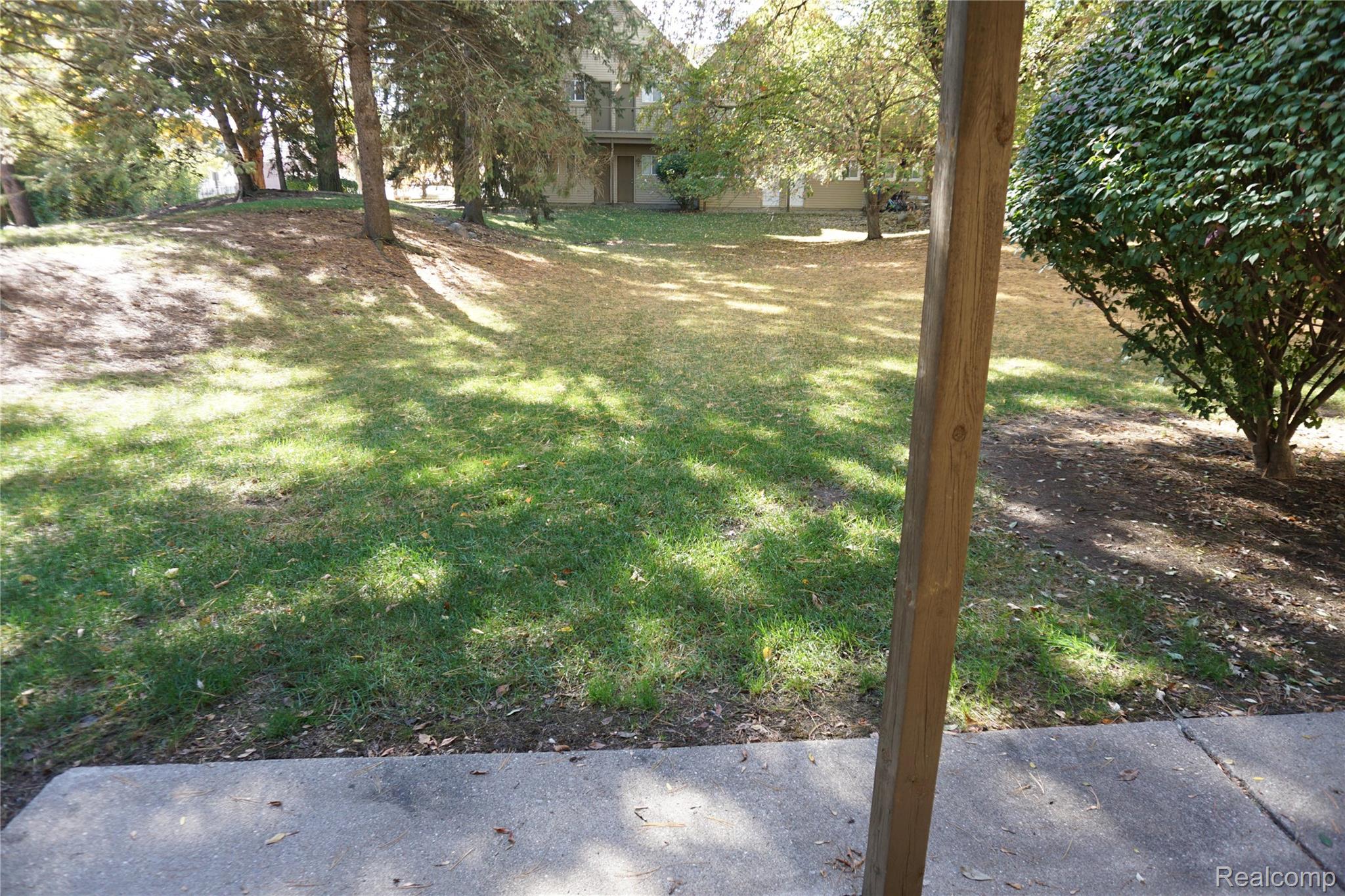 Farmington Hills City, Michigan 48334, United States, 2 Bedrooms Bedrooms, ,1 BathroomBathrooms,Residential,Active,231787