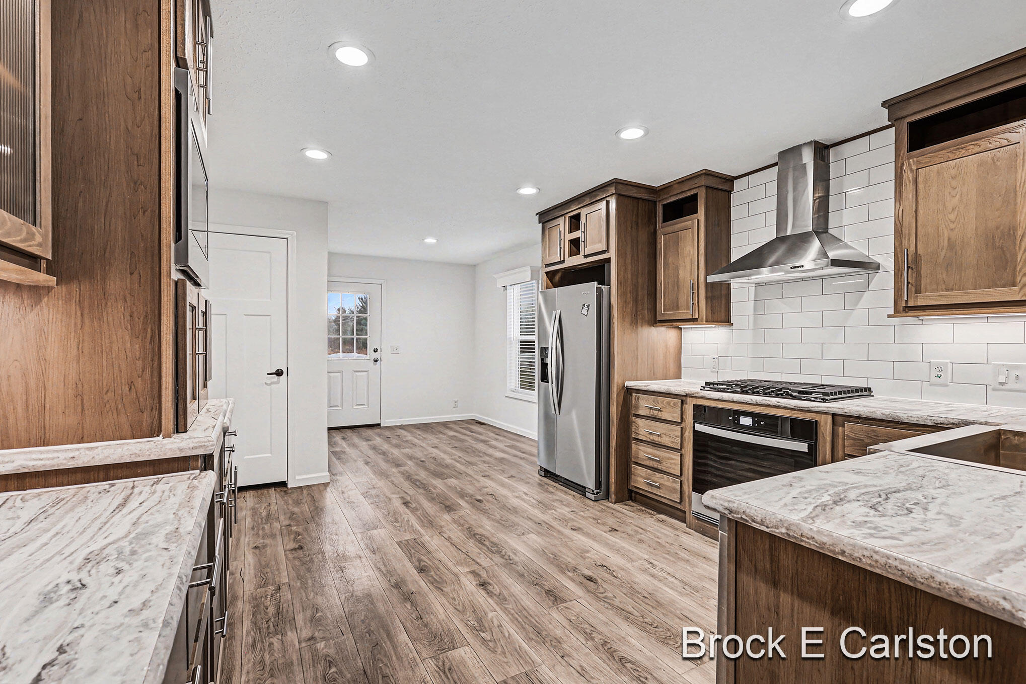 1283 E Ellis Road 30