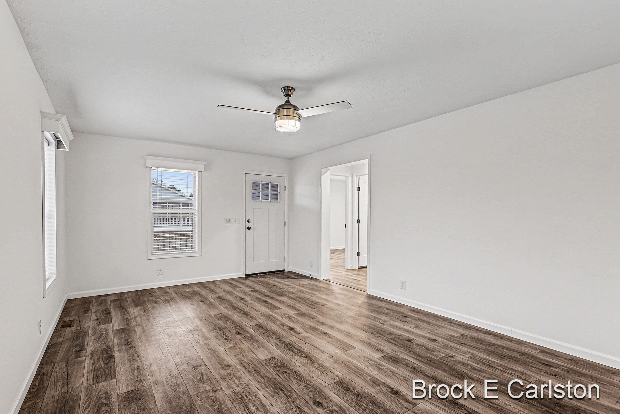 1283 E Ellis Road 30