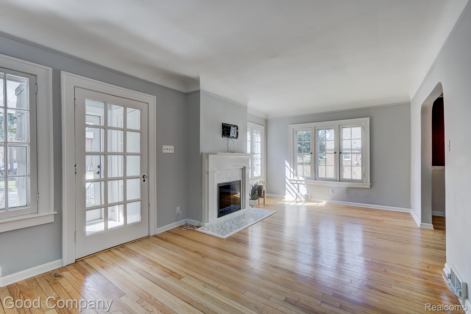 934 Lockwood Road