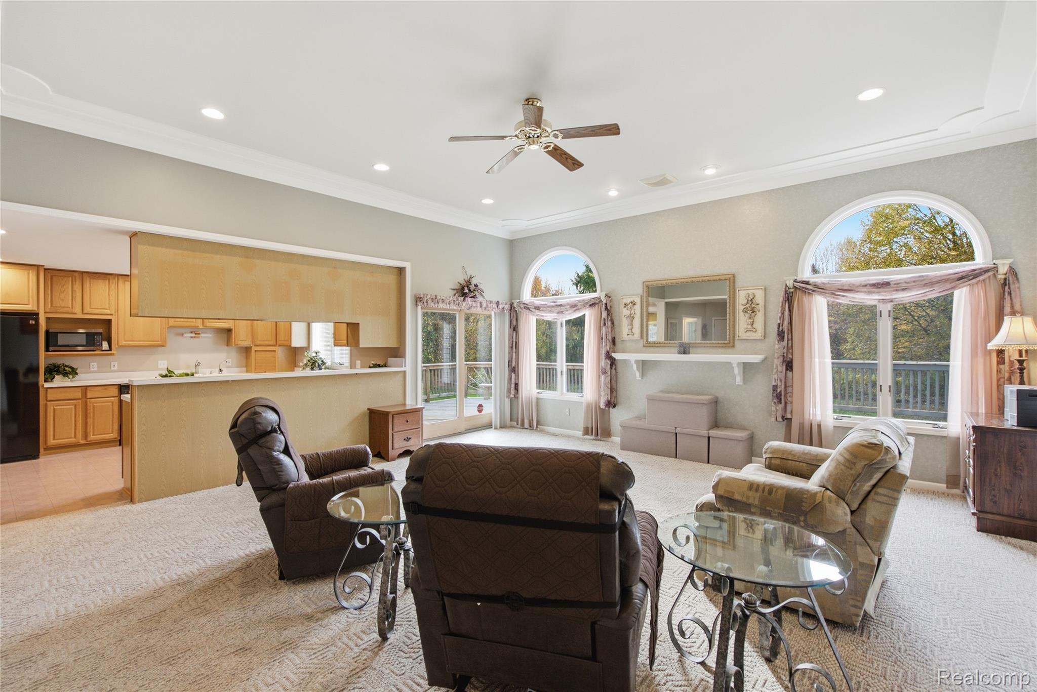 12090 Great Oaks Drive