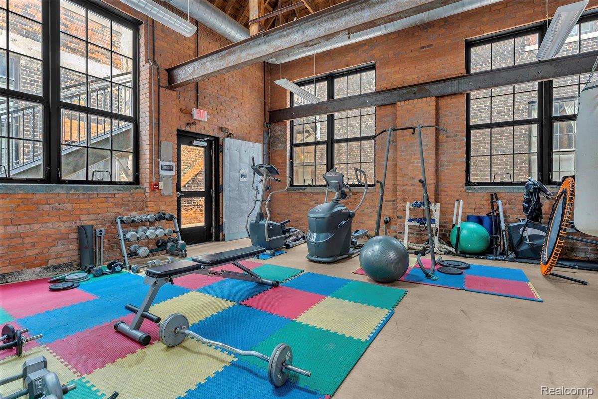 Detroit City, Michigan 48208, United States, 2 Bedrooms Bedrooms, ,1 BathroomBathrooms,Residential,Active,145279