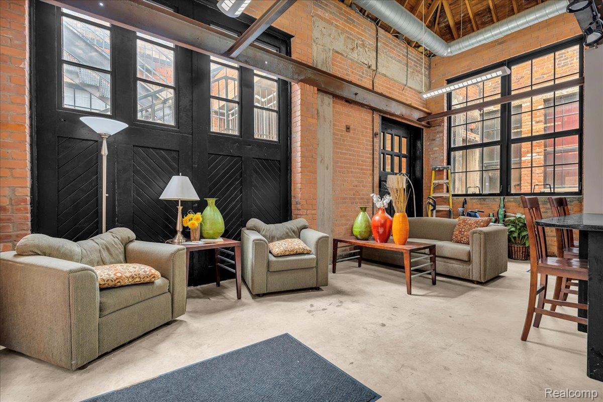 Detroit City, Michigan 48208, United States, 2 Bedrooms Bedrooms, ,1 BathroomBathrooms,Residential,Active,145279