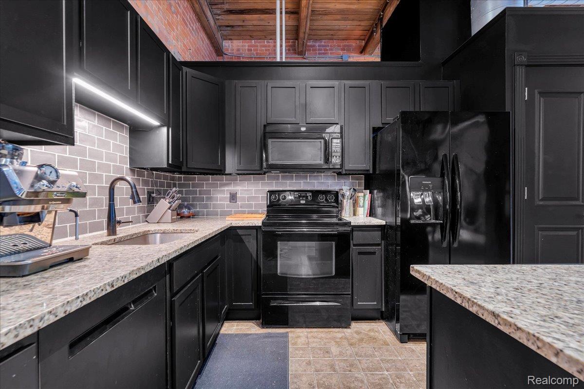 Detroit City, Michigan 48208, United States, 2 Bedrooms Bedrooms, ,1 BathroomBathrooms,Residential,Active,145279