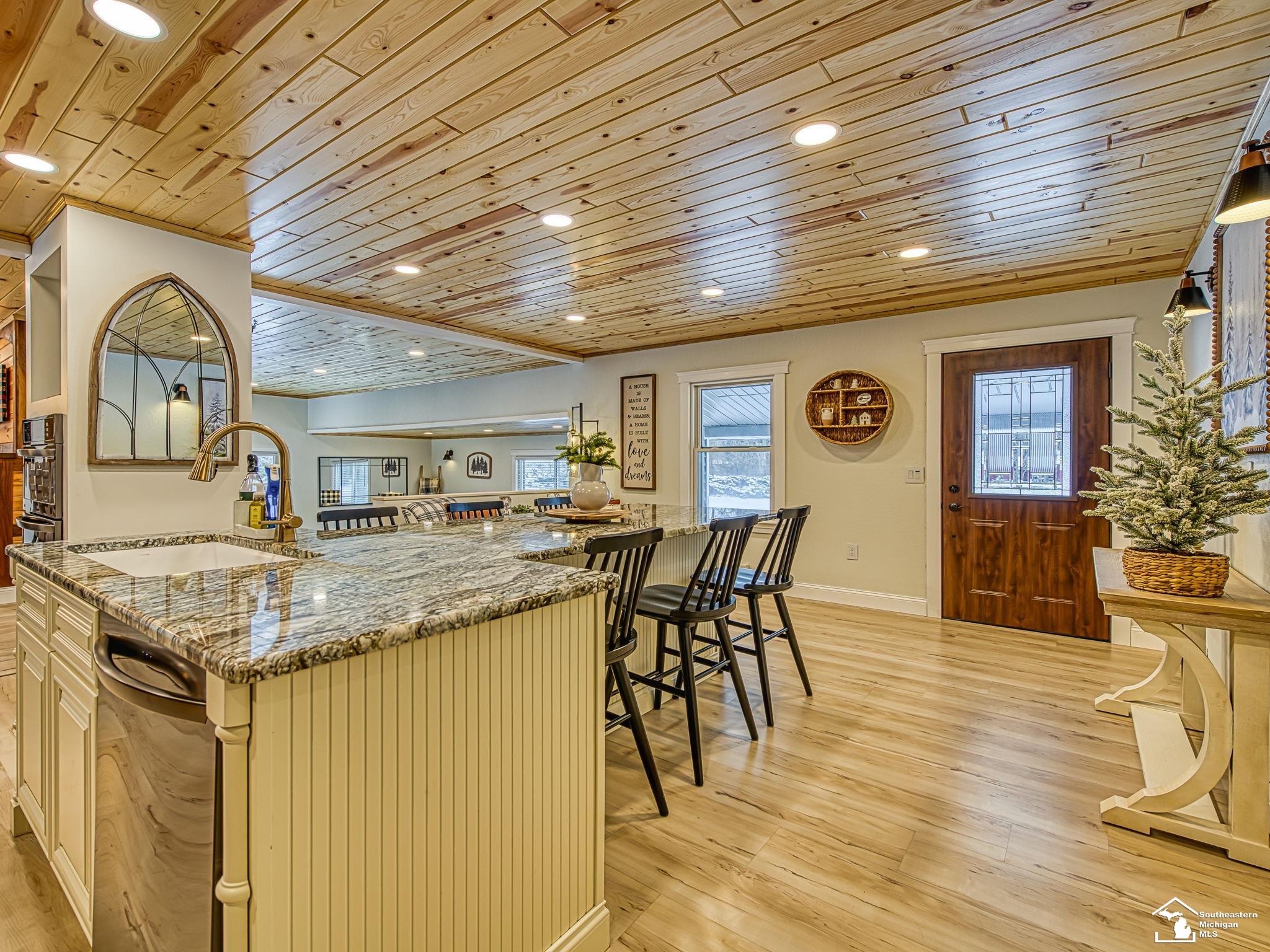 6901 Summerfield Road