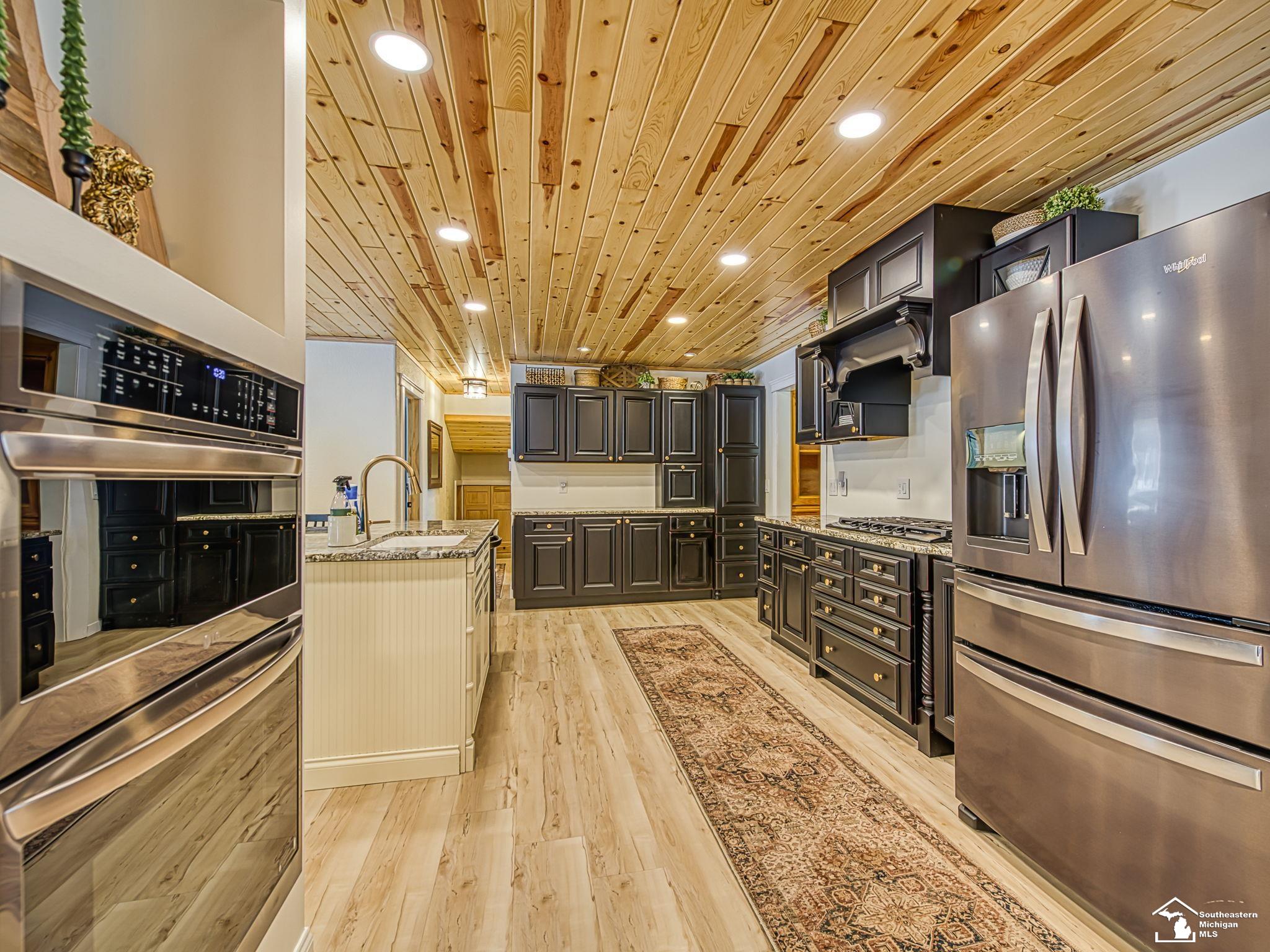 6901 Summerfield Road