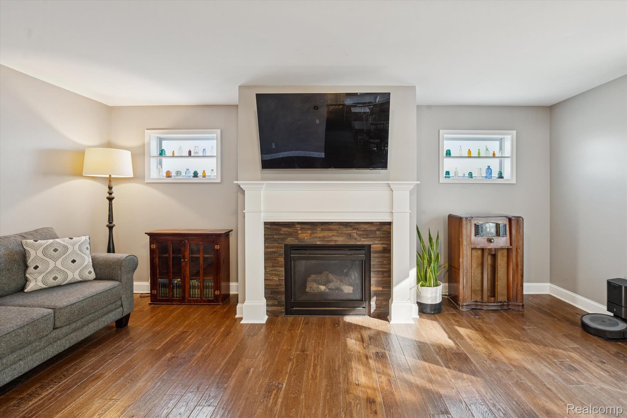 1567 Copperfield Court