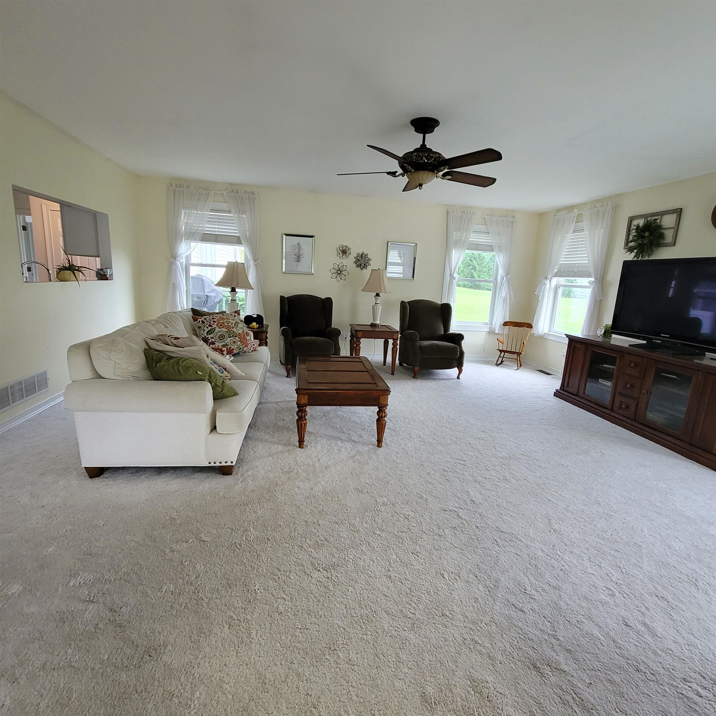 12360 Pine Grove Court