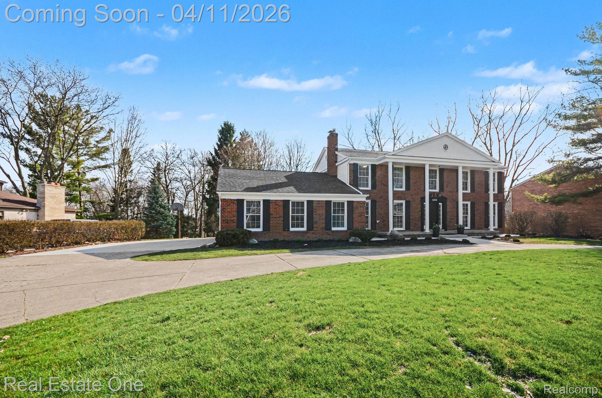 1135 Hickory Hill Drive