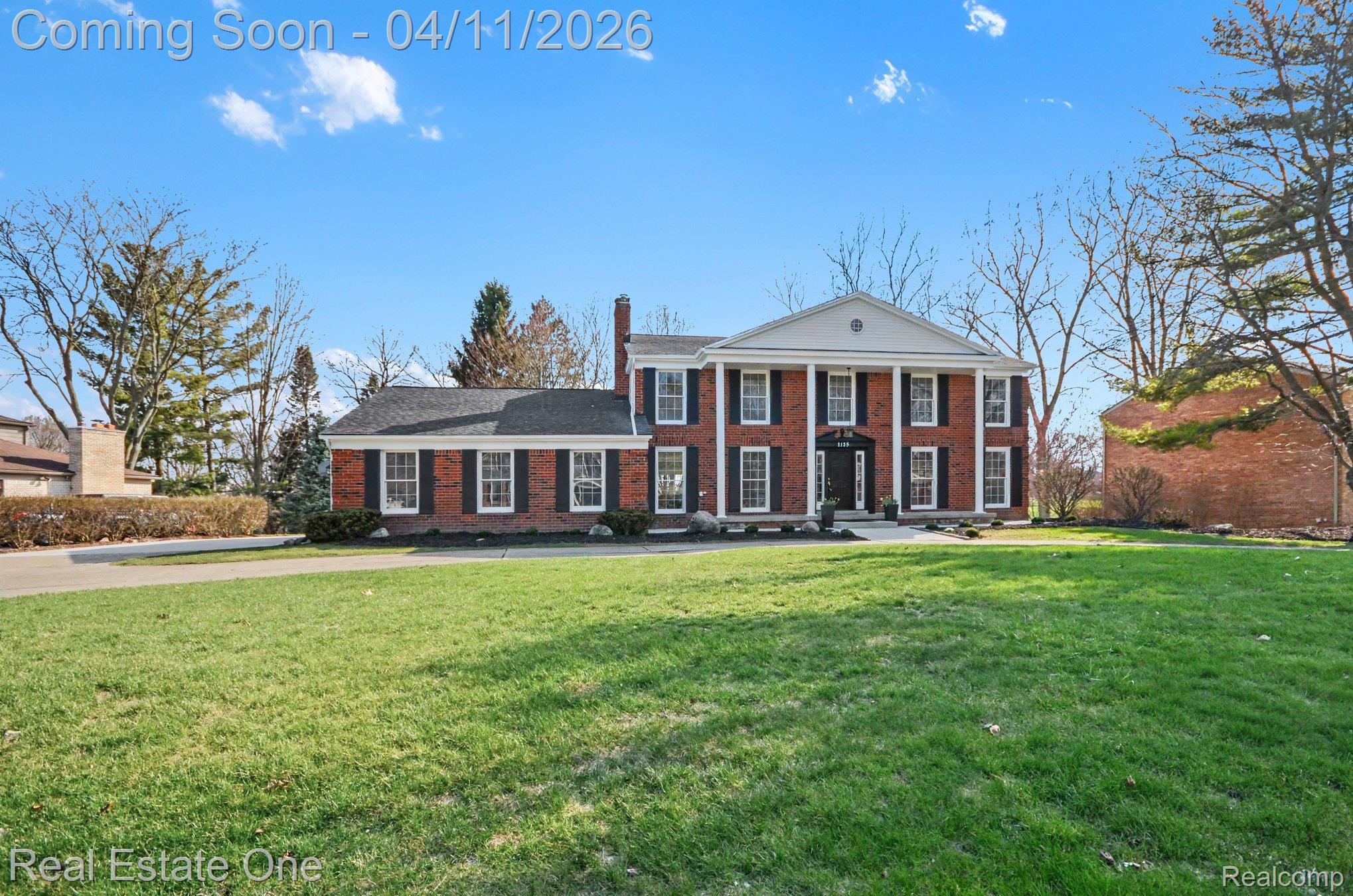 1135 Hickory Hill Drive