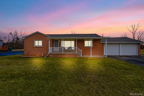 13209 Homefield Street Romulus City MI 48174