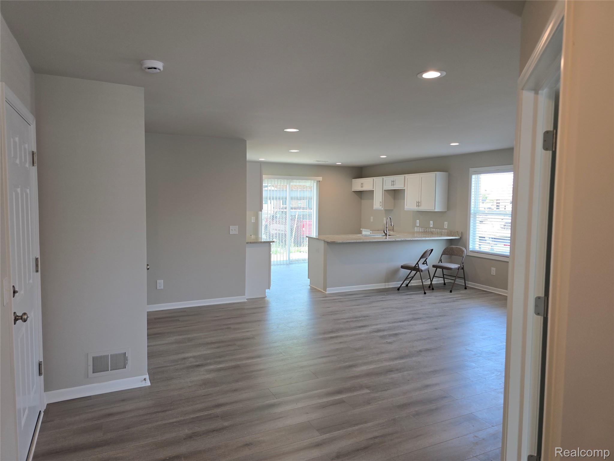 18754 14 MILE Road 2