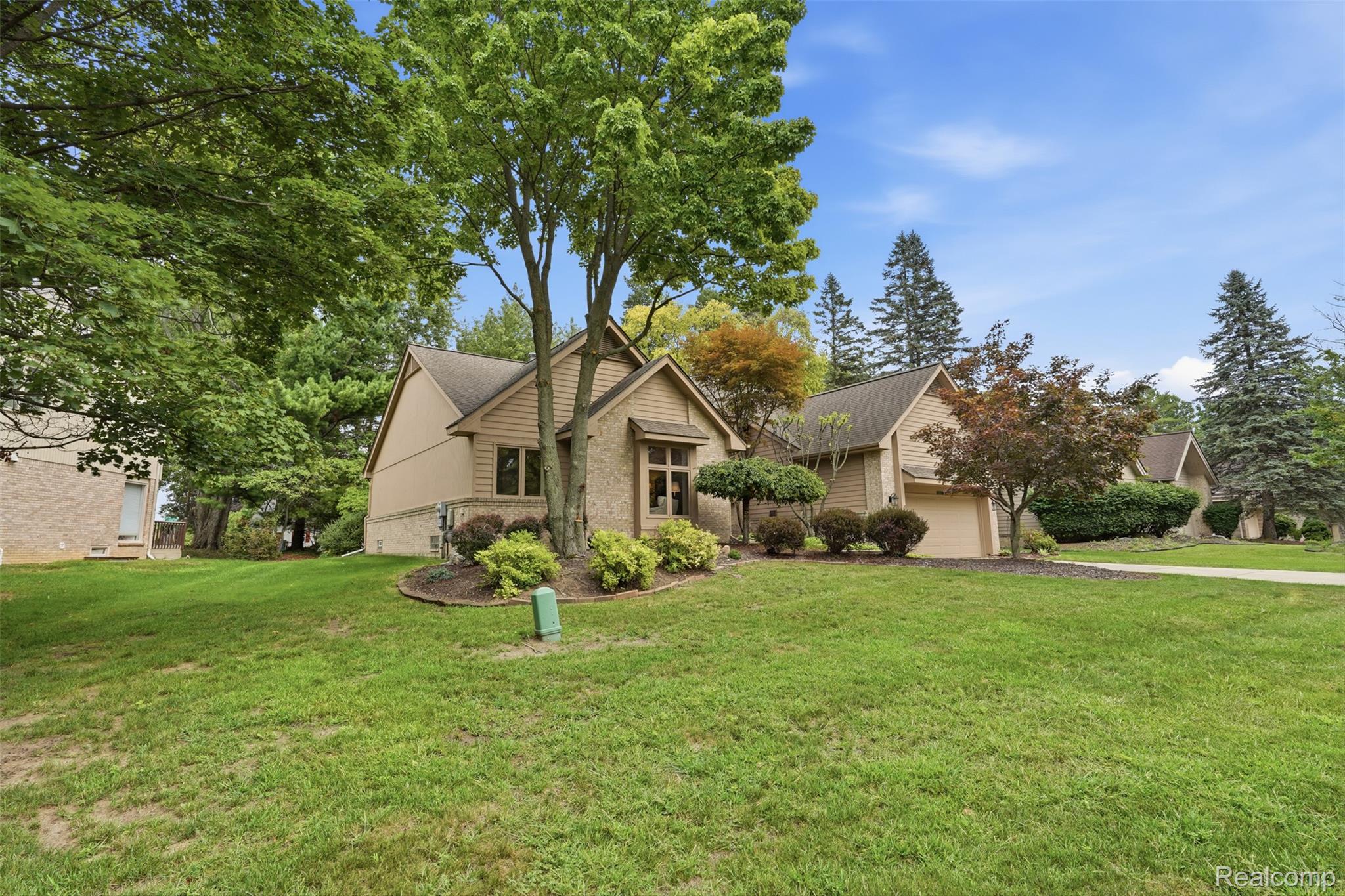 4963 Countryside Drive