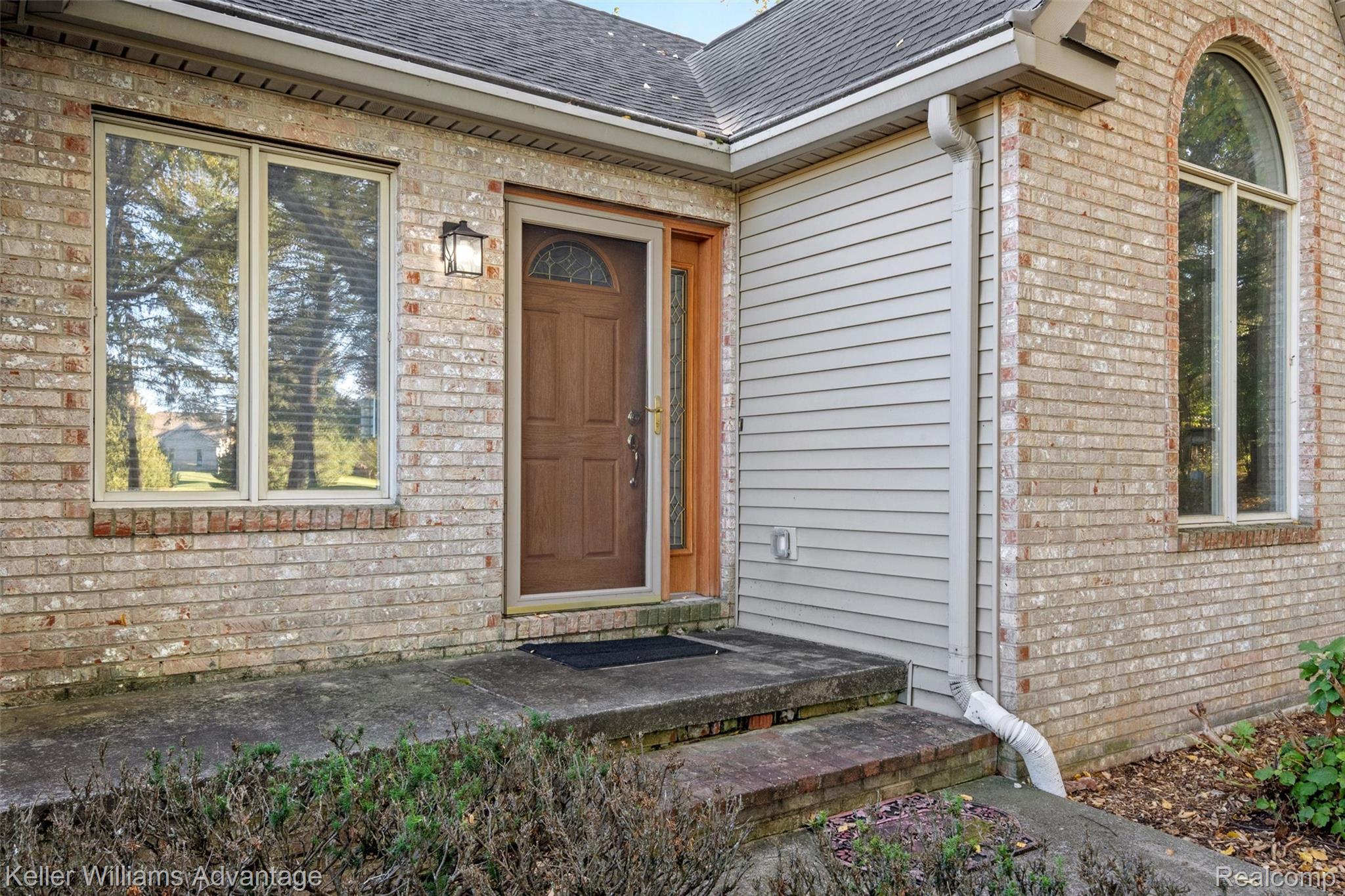 7498 Quail Ridge Drive