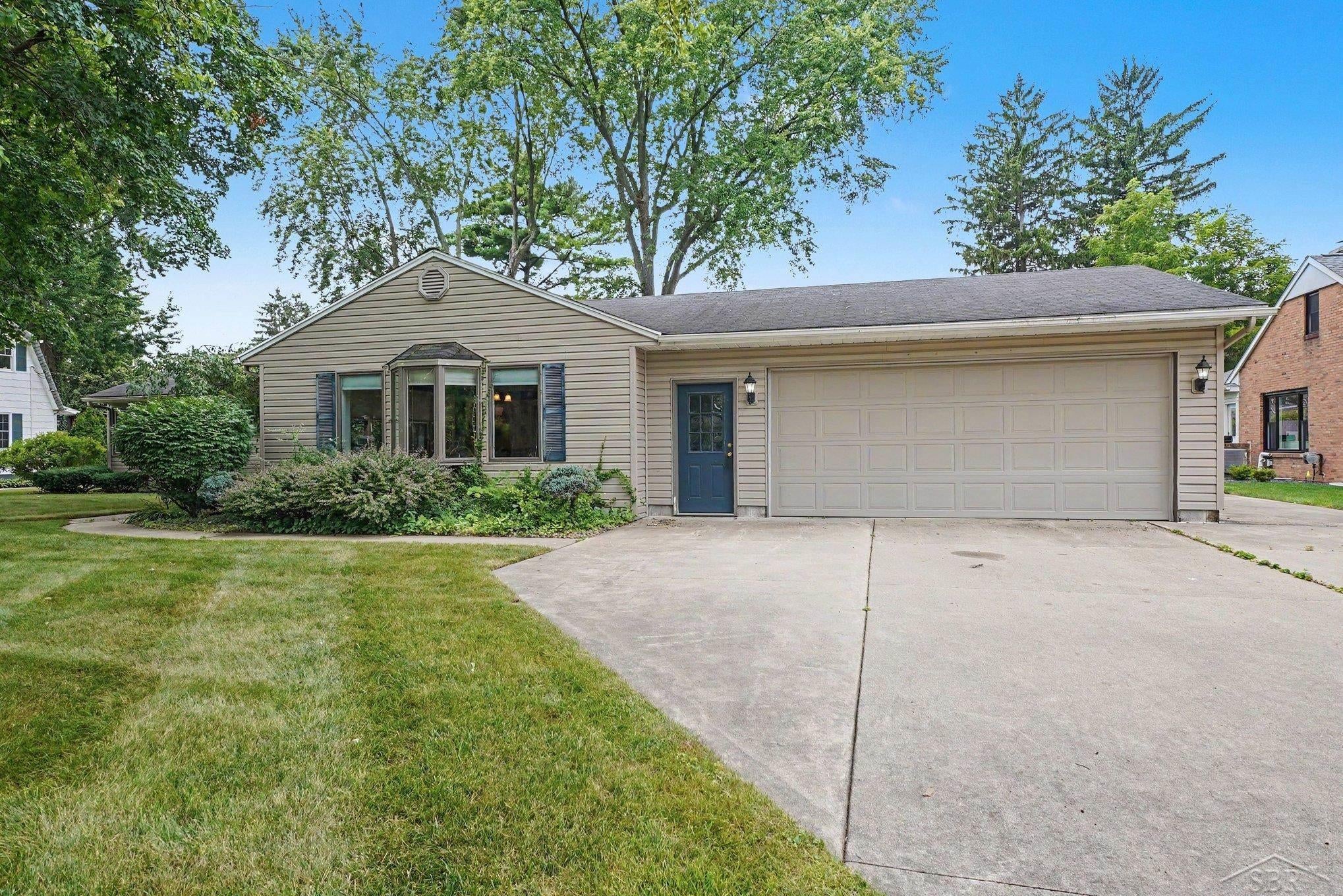22 Benton Road
