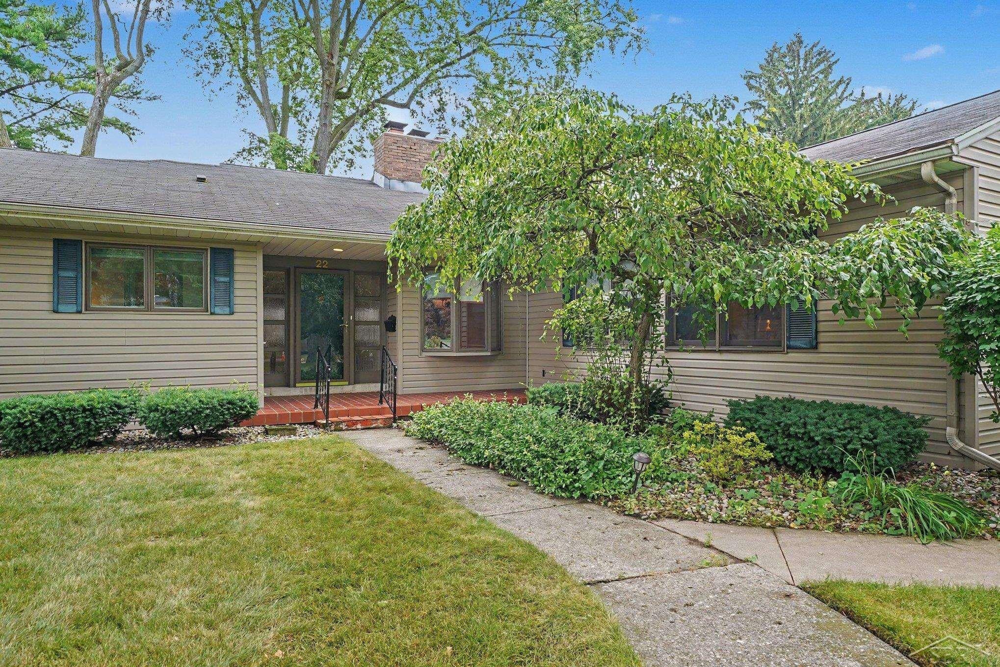 22 Benton Road