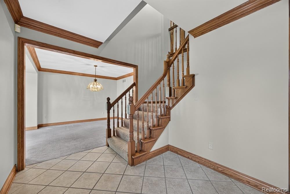 752 ENGLEWOOD Drive