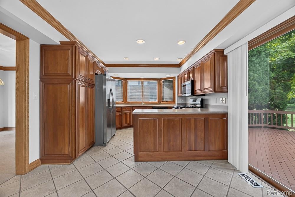752 ENGLEWOOD Drive