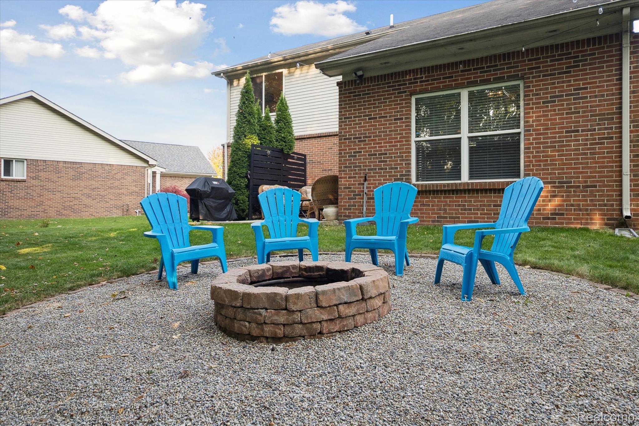 Brownstown Charter Township, Michigan 48183, United States, 3 Bedrooms Bedrooms, ,2 BathroomsBathrooms,Residential,Active,206867