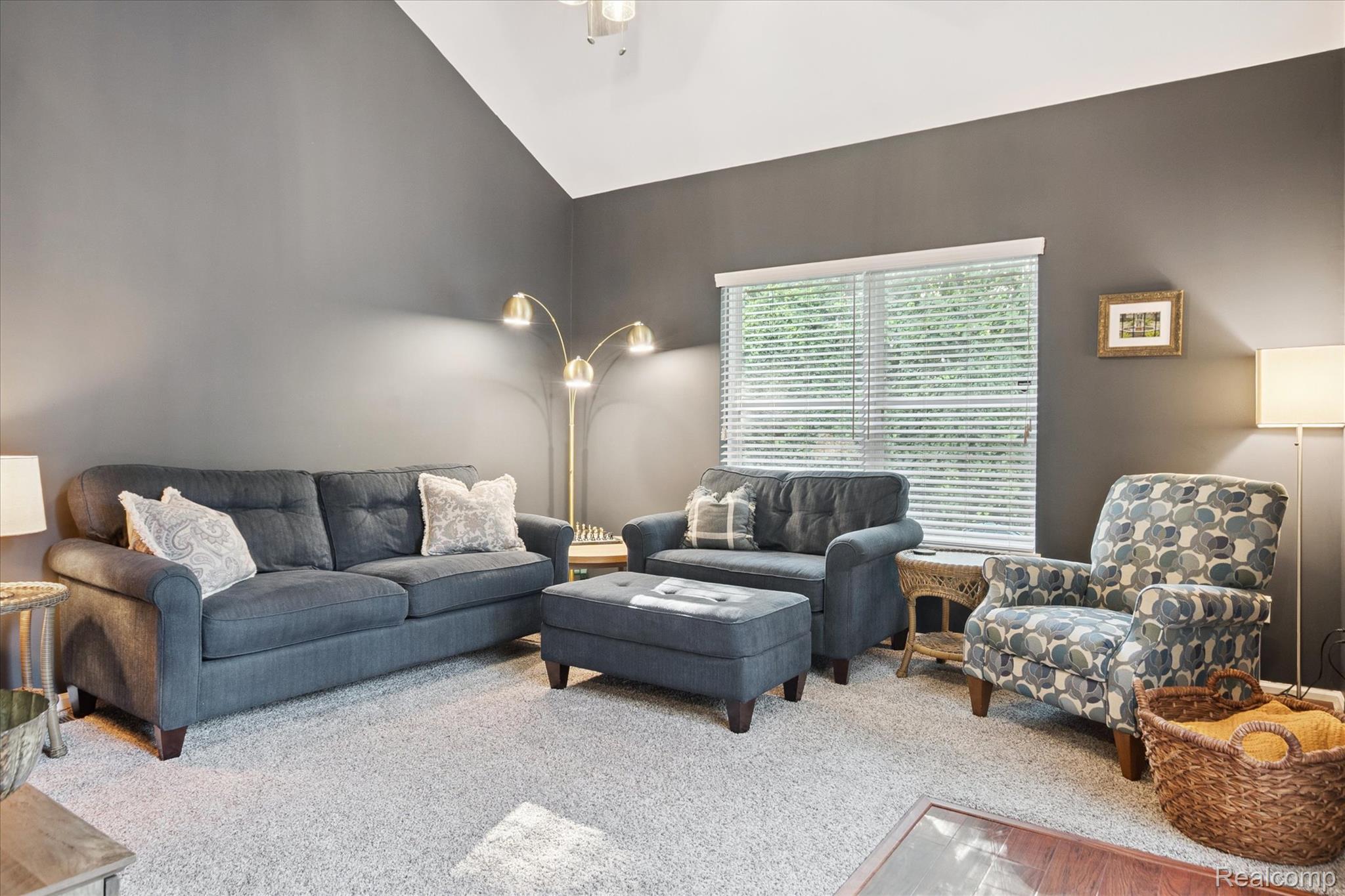 Brownstown Charter Township, Michigan 48183, United States, 3 Bedrooms Bedrooms, ,2 BathroomsBathrooms,Residential,Active,206867