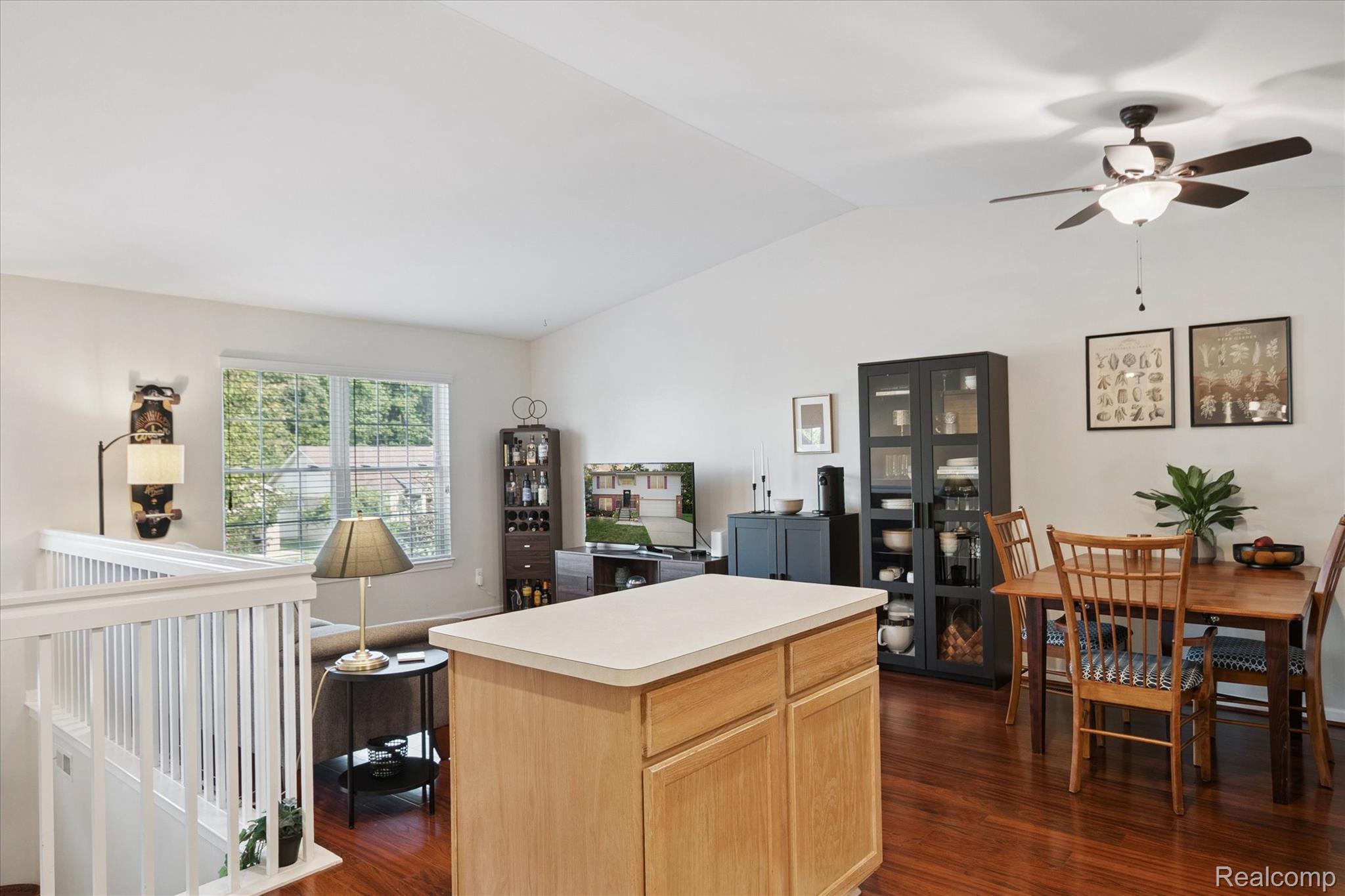 Brownstown Charter Township, Michigan 48183, United States, 3 Bedrooms Bedrooms, ,2 BathroomsBathrooms,Residential,Active,206867