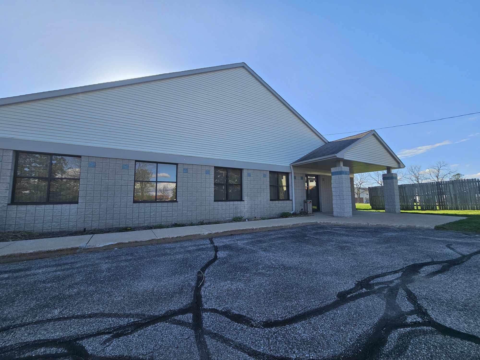 400 Perry Ave