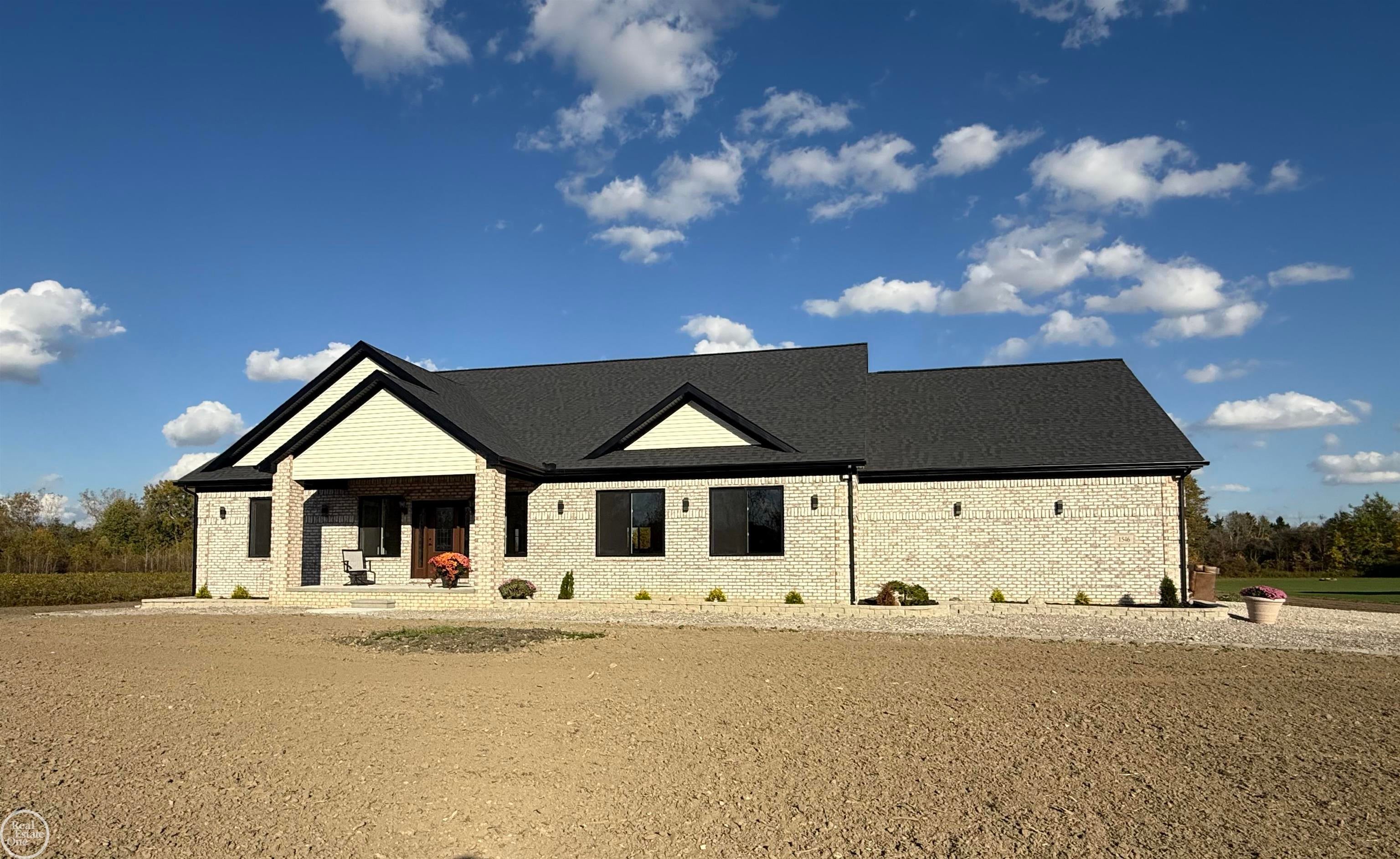 1546 Ashley Lane