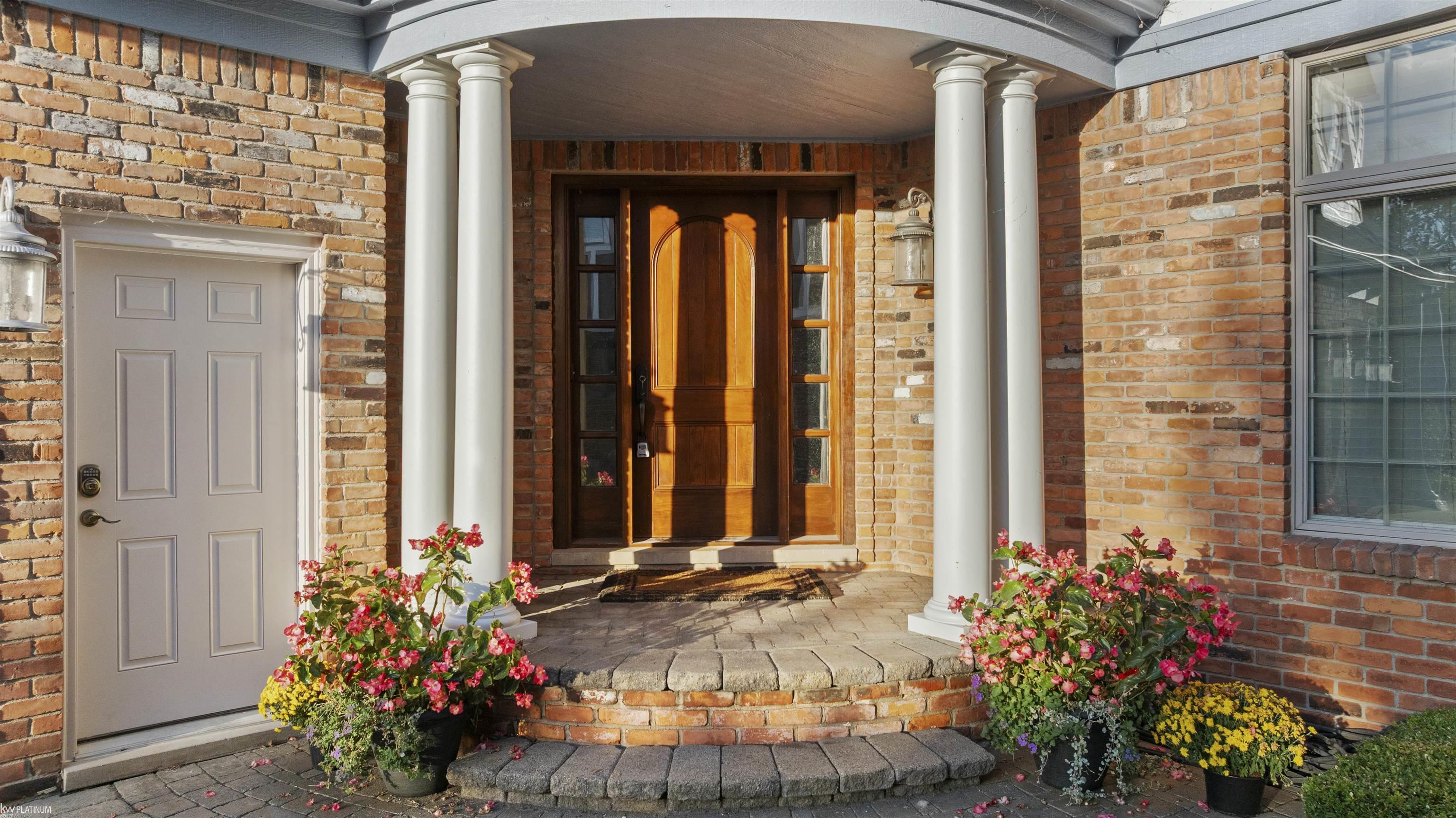 38128 Lakeshore Drive