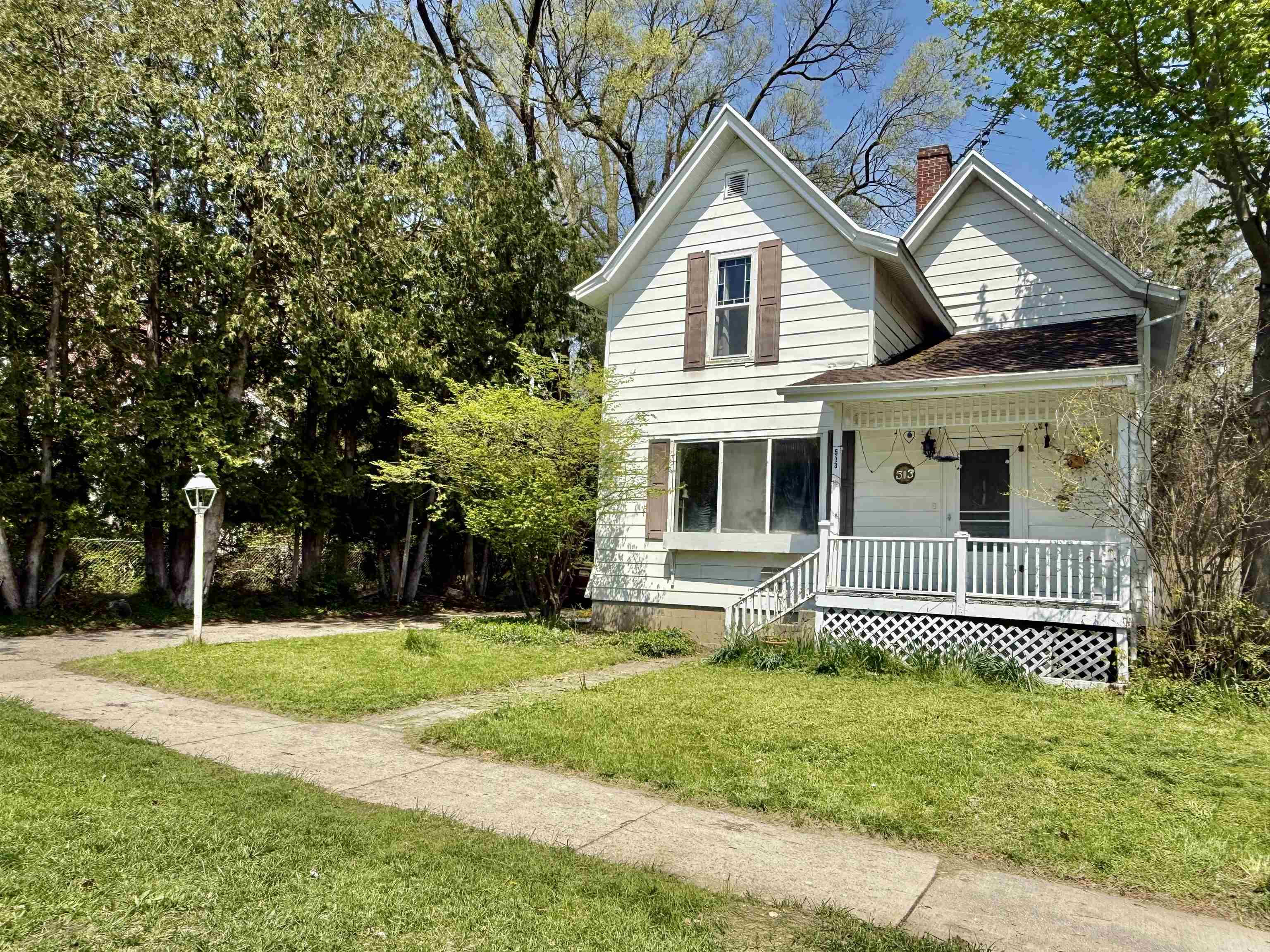 513 Walnut Street