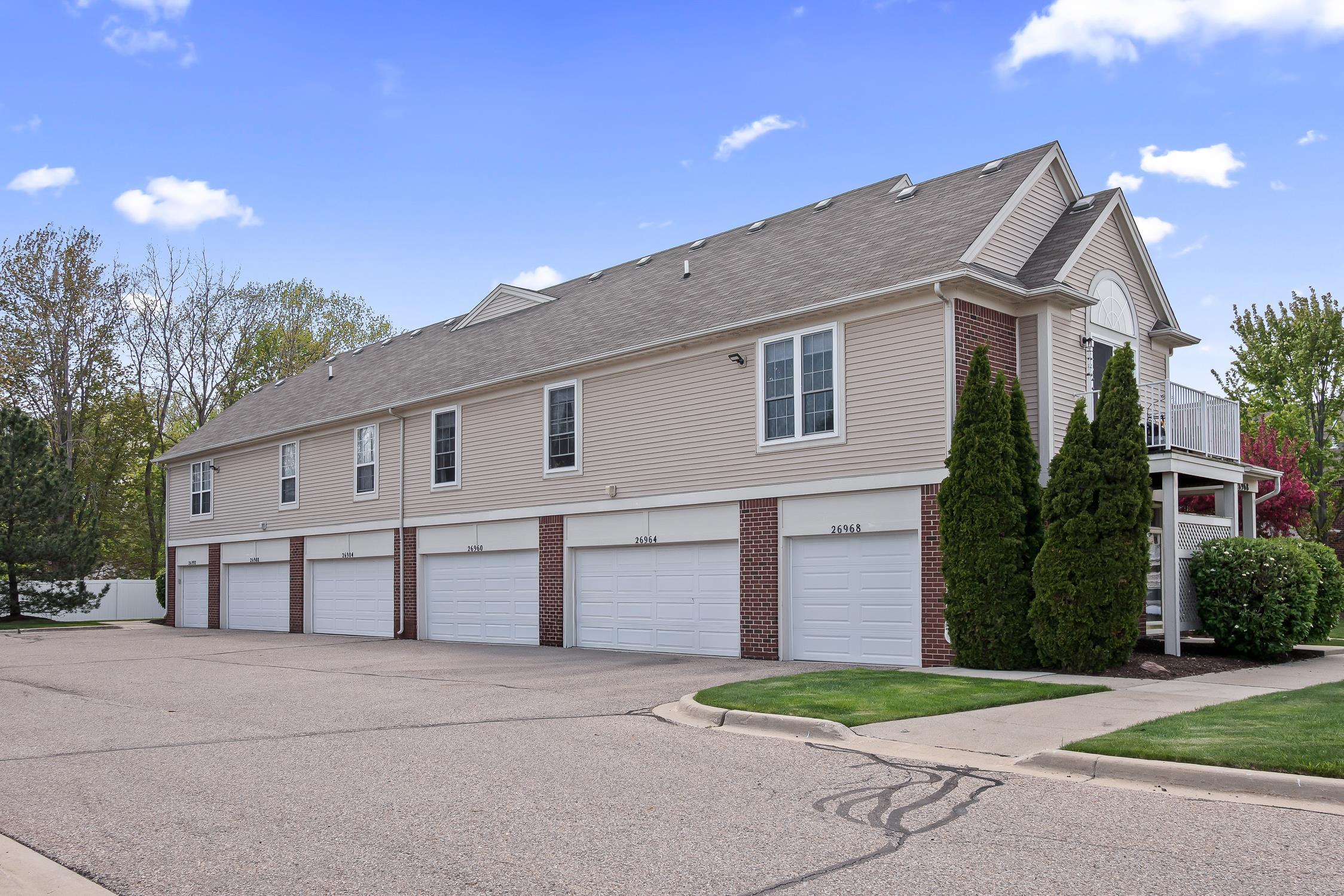26984 Carrington Place 045