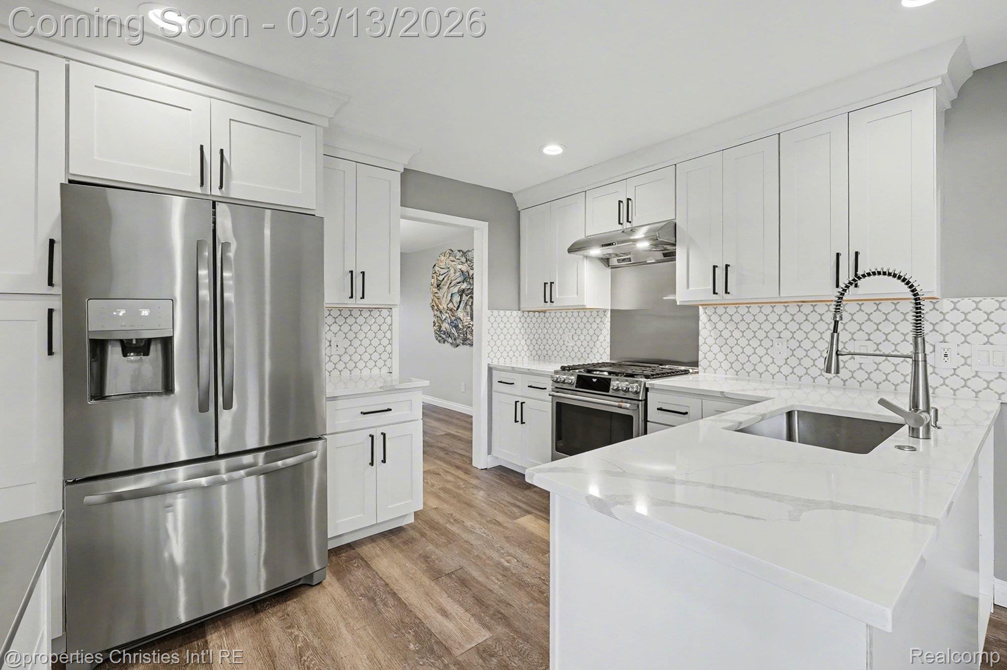 5143 Woodlands Drive