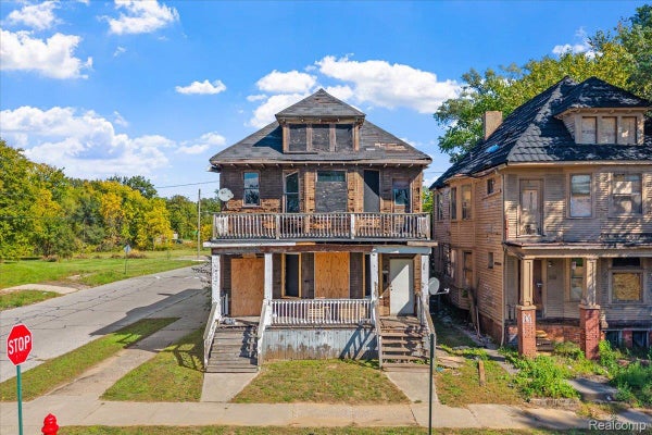 7810 GOETHE ST, DETROIT, MI 48214 - Image fb0a7f6c33bf7f1d20e4ab697a66a92e/3750762103