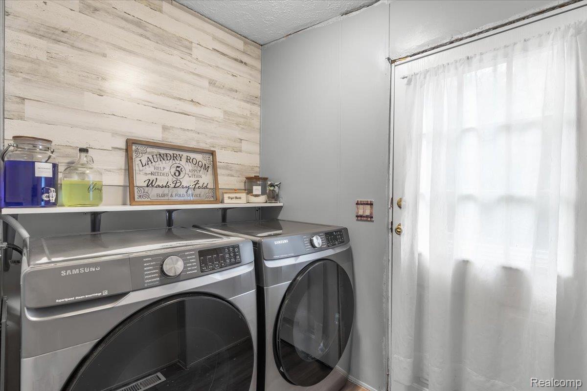 Auburn Hills City, Michigan 48326, United States, 3 Bedrooms Bedrooms, ,2 BathroomsBathrooms,Residential,Active,136519