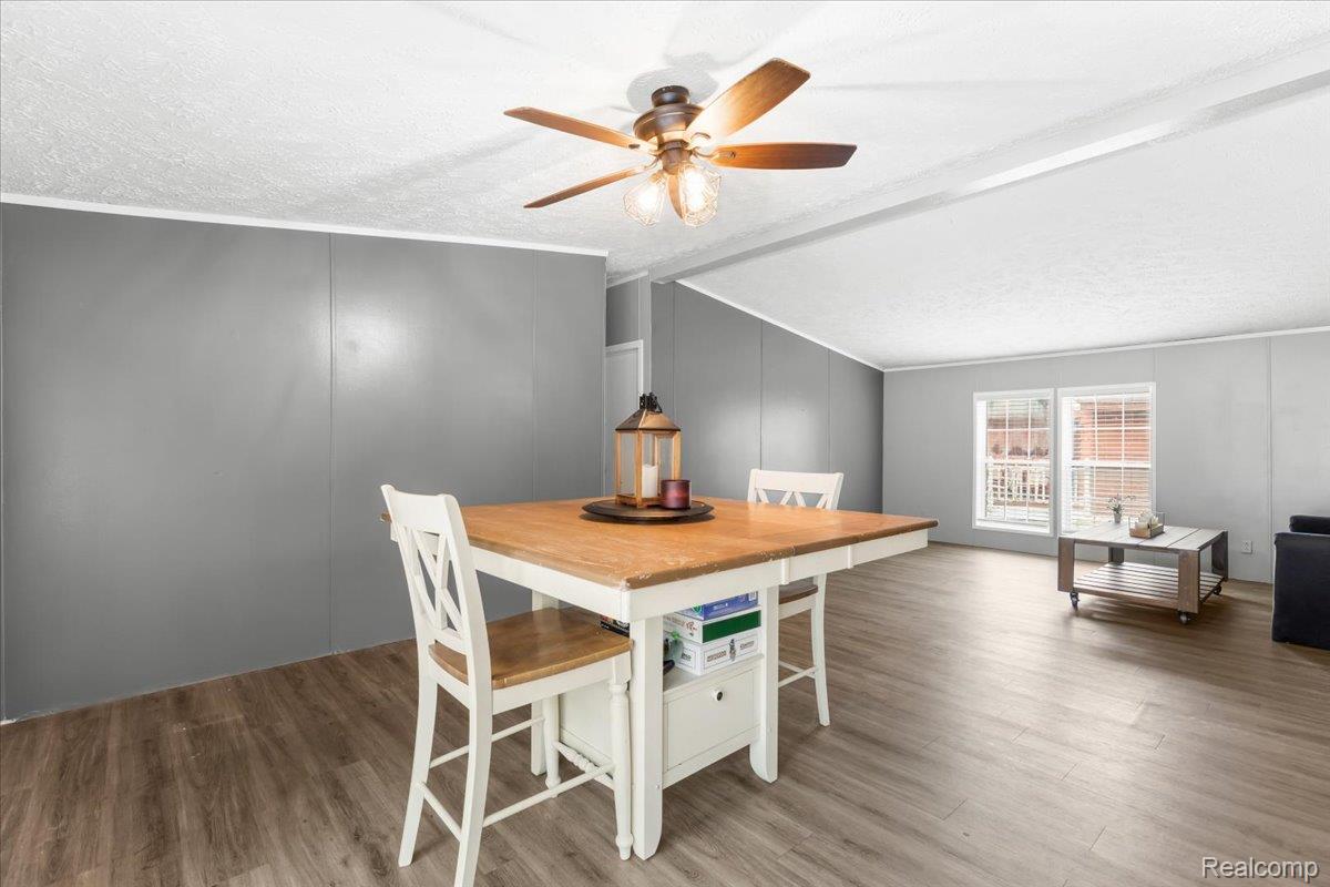 Auburn Hills City, Michigan 48326, United States, 3 Bedrooms Bedrooms, ,2 BathroomsBathrooms,Residential,Active,136519