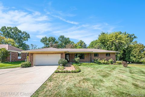 24943 Glenda Street Novi City MI 48375
