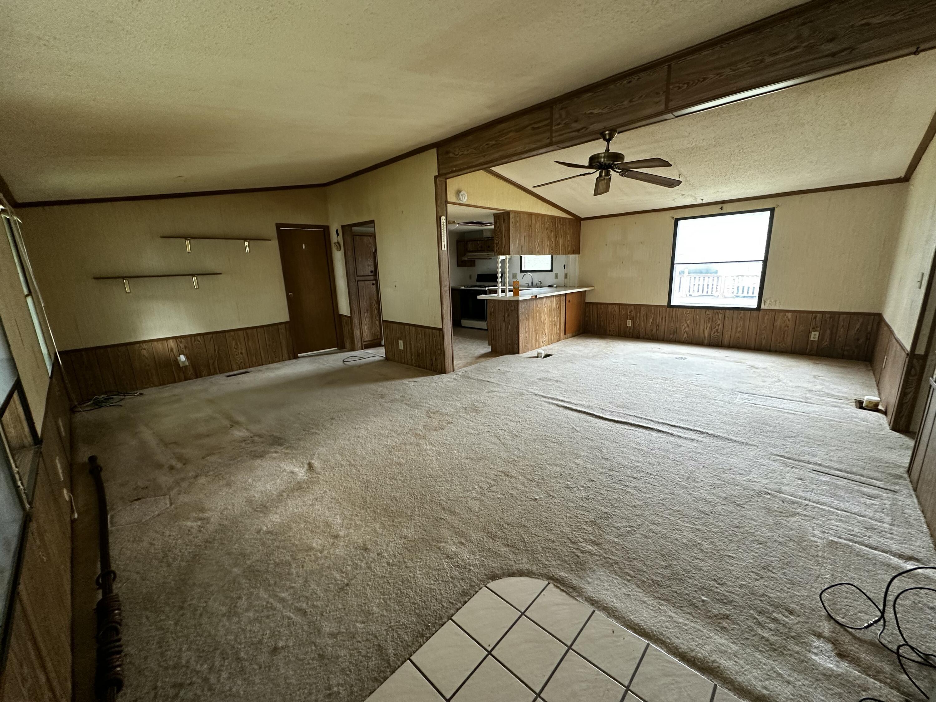 411 Aquaview Drive