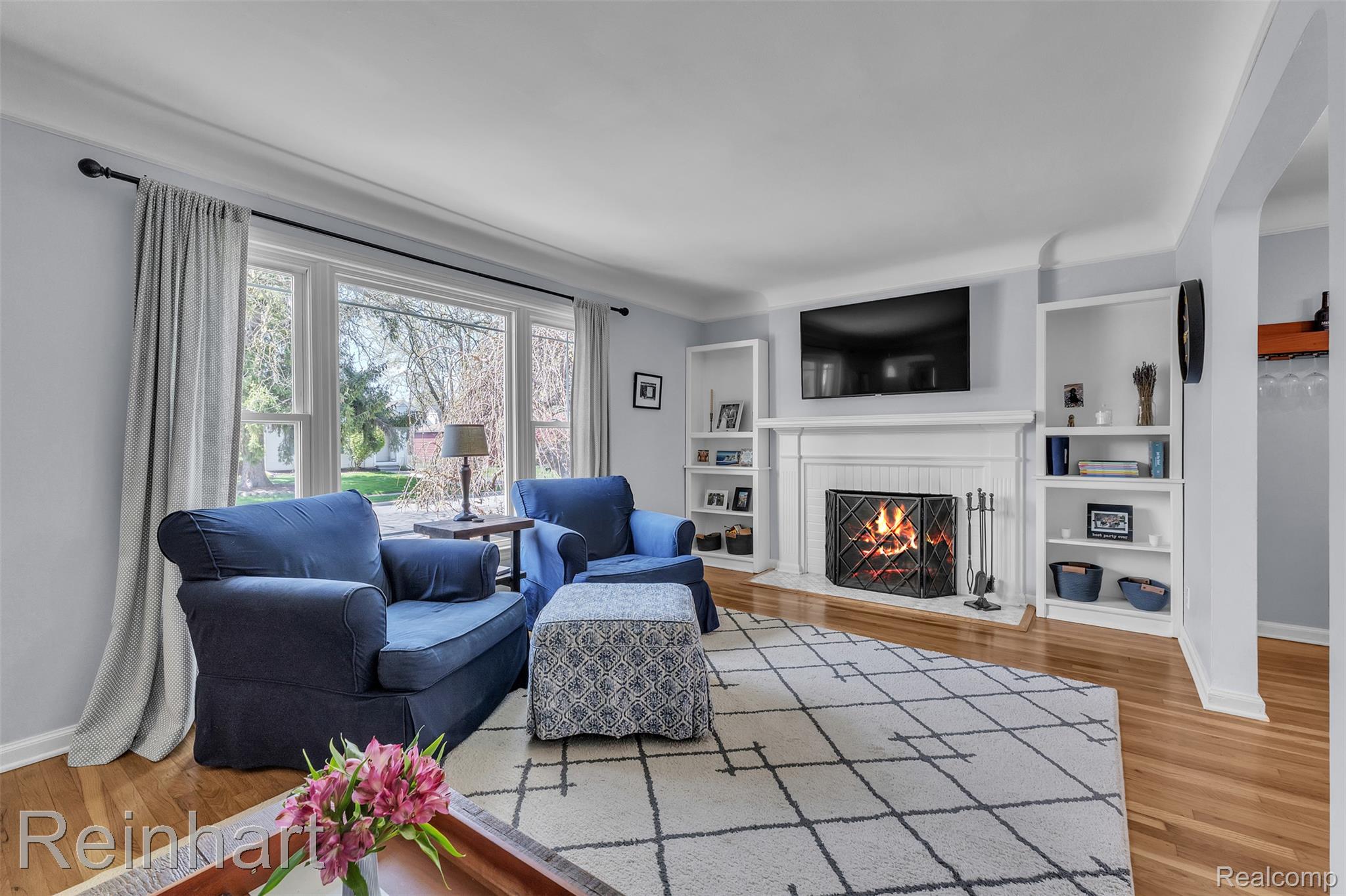 130 N Holbrook Street