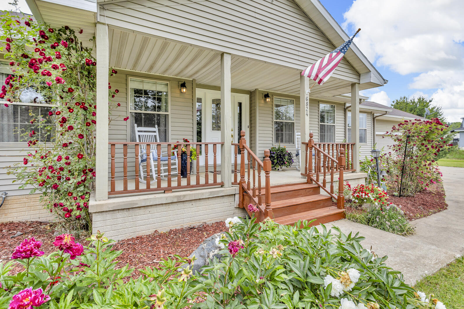 6824 Napoleon Road